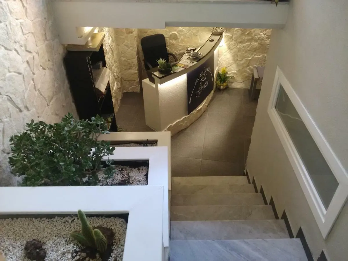 B&B La Grotta Nicolosi Frühstückspension