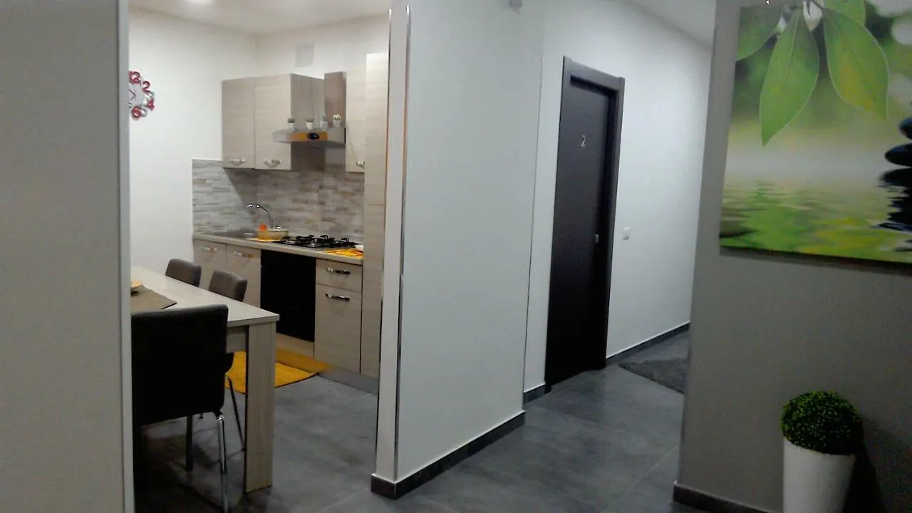 住宿加早餐酒店 B&B La Grotta 尼科洛西